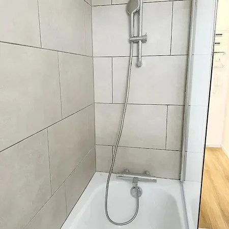 Rs-3 - Appartement F2 Au 3Eme Etage A Mulhouse Pour 1-3 Pers Exterior photo